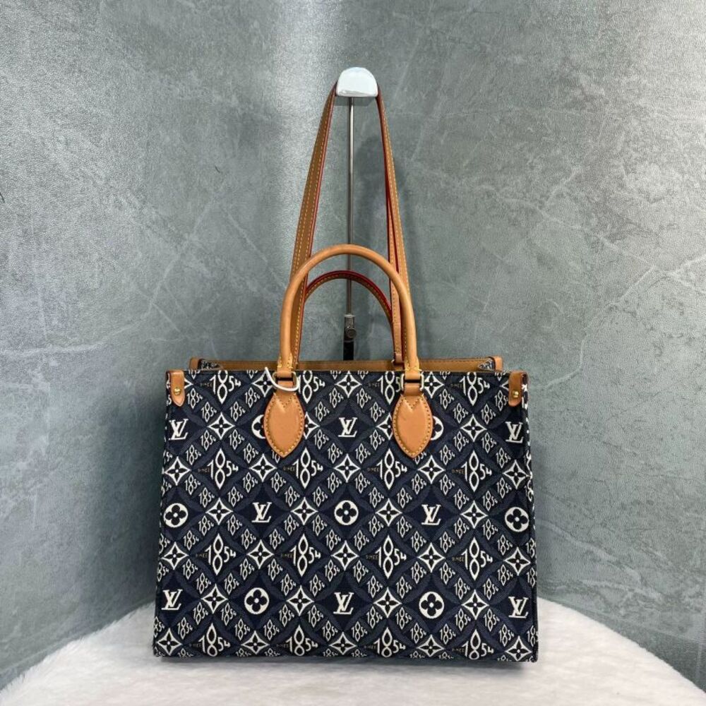 Louis Vuitton Women Pre-Loved Bag Very Good Condition